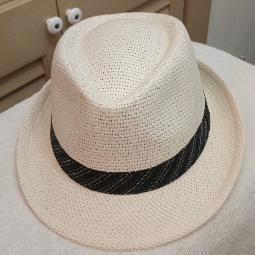 Cream Color Coastal Fedora Hat  Sz M